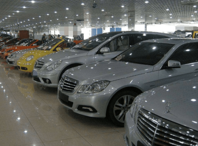 
一辆车开几年卖掉才最划算？不是5年 也不是10年 而是这个时间：BJL平台(图5)